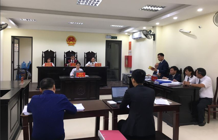 Toàn cảnh phiên xét xử ngày 28/9/2020 tại Tòa án nhân dân quận Hoàn Kiếm, ảnh: Vũ Phương. Toàn cảnh phiên xét xử ngày 28/9/2020 tại Tòa án nhân dân quận Hoàn Kiếm, ảnh: Vũ Phương.