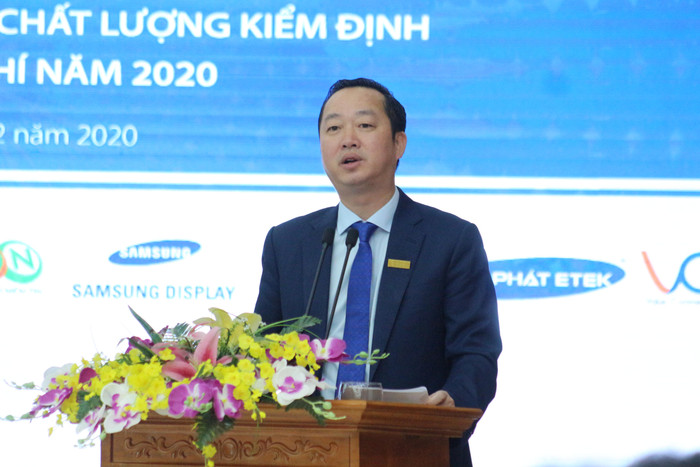 Hiệu trưởng nhà trường, ông Đồng Văn Ngọc phát biểu. Ảnh: Trung Dũng