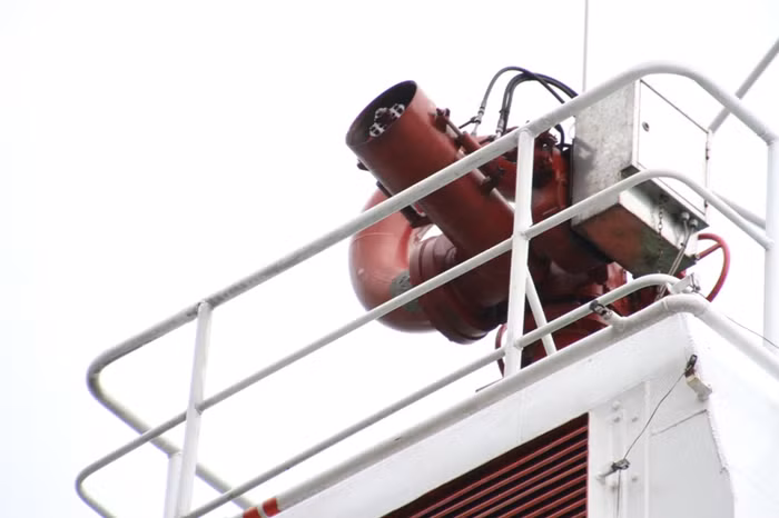 Vòi rồng trên tàu...