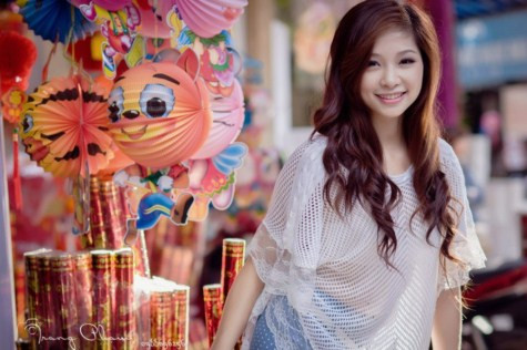 Sự xuất hiện của Vân Anh tại góc phố Hàng Mã thật ấn tượng. <<NỮ SINH KINH BẮC DỊU DÀNG KHOE SẮC TRONG TÀ ÁO DÀI <<HOT GIRL ĐH PHƯƠNG ĐÔNG RẠNG NGỜI ĐÓN TRUNG THU <<TEEN MODEL AN PHƯƠNG "BIẾN HÓA" VỚI STYLE DỄ THƯƠNG <<NHỮNG NỮ SINH MẶC ÁO DÀI ĐẸP HƠN CẢ HOA HẬU MAI PHƯƠNG THÚY (P18) Sự xuất hiện của Vân Anh tại góc phố Hàng Mã thật ấn tượng. <<NỮ SINH KINH BẮC DỊU DÀNG KHOE SẮC TRONG TÀ ÁO DÀI <<HOT GIRL ĐH PHƯƠNG ĐÔNG RẠNG NGỜI ĐÓN TRUNG THU <<TEEN MODEL AN PHƯƠNG "BIẾN HÓA" VỚI STYLE DỄ THƯƠNG <<NHỮNG NỮ SINH MẶC ÁO DÀI ĐẸP HƠN CẢ HOA HẬU MAI PHƯƠNG THÚY (P18)