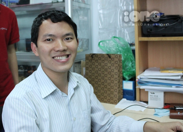 Anh Vũ Trọng Thư sinh năm 1982 là đại diện xuất sắc của Việt Nam nhận giải thưởng Asean. Anh Vũ Trọng Thư sinh năm 1982 là đại diện xuất sắc của Việt Nam nhận giải thưởng Asean.