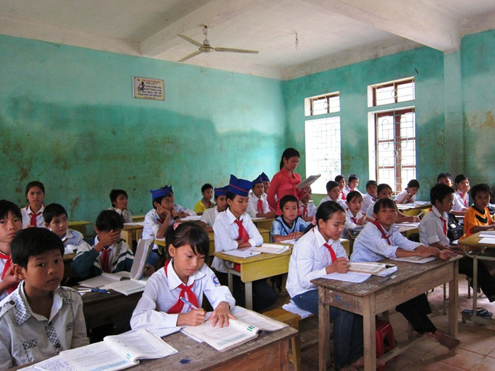 Lớp học đã trở lại sau lũ Lớp học đã trở lại sau lũ