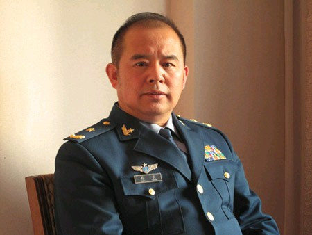 Kiều Lương, thiếu tướng không quân, theo đuổi quan điểm hiếu chiến "đánh đòn phủ đầu" và học đòi kiểu "sự đã rồi" của Mỹ áp dụng vào biển Đông Kiều Lương, thiếu tướng không quân, theo đuổi quan điểm hiếu chiến "đánh đòn phủ đầu" và học đòi kiểu "sự đã rồi" của Mỹ áp dụng vào biển Đông