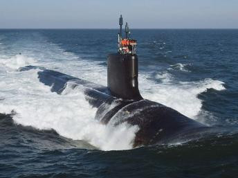 Tàu ngầm tấn công USS North Carolina của Mỹ bất thình lình nổi lên mặt nước cảng Subic gần Scarborough khiến Trung Quốc lo ngại. Bắc Kinh tìm mọi cách ngăn cản sự can thiệp của Mỹ vào biển Đông để họ có thể tự tung tự tác Tàu ngầm tấn công USS North Carolina của Mỹ bất thình lình nổi lên mặt nước cảng Subic gần Scarborough khiến Trung Quốc lo ngại. Bắc Kinh tìm mọi cách ngăn cản sự can thiệp của Mỹ vào biển Đông để họ có thể tự tung tự tác