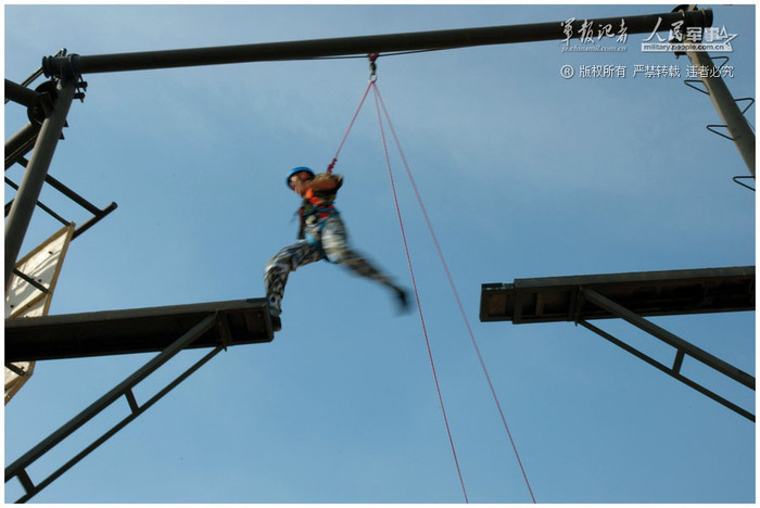 Lực lượng hải quân Trung Quốc đồn trú trái phép tại biển Đông huấn luyện thể lực Lực lượng hải quân Trung Quốc đồn trú trái phép tại biển Đông huấn luyện thể lực