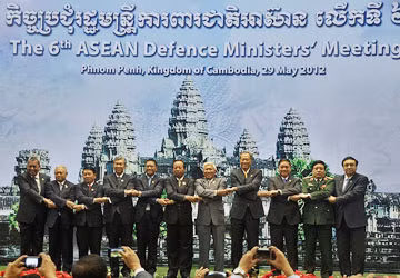 Hội nghị Bộ trưởng Quốc phòng ASEAN lần thứ 6 tại Camphuchia vừa diễn ra ngày 29/5/2012