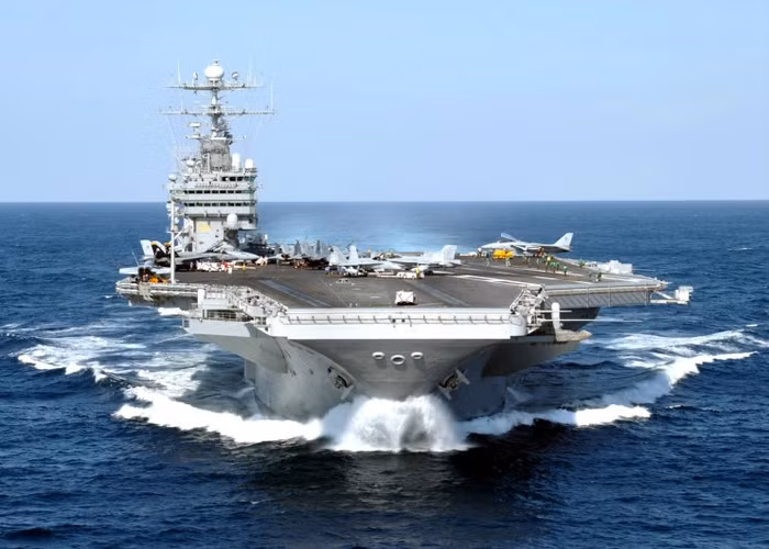Tàu sân bay USS George Washington thuộc hạm đội 7 Thái Bình Dương, biểu tượng sức mạnh Hải quân Mỹ