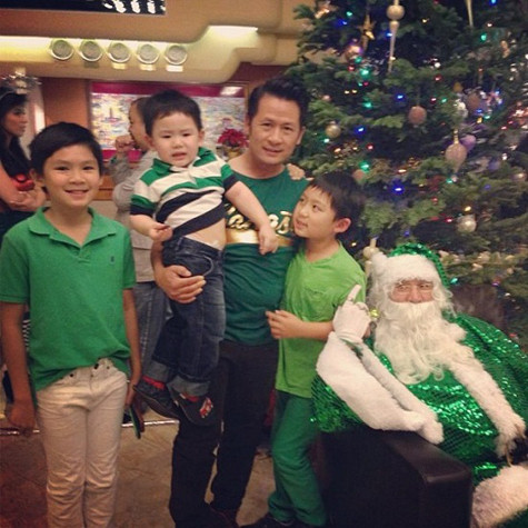 Ca sĩ Bằng Kiều đưa 'ba chàng ngự lâm' đi chơi trong ngày lễ