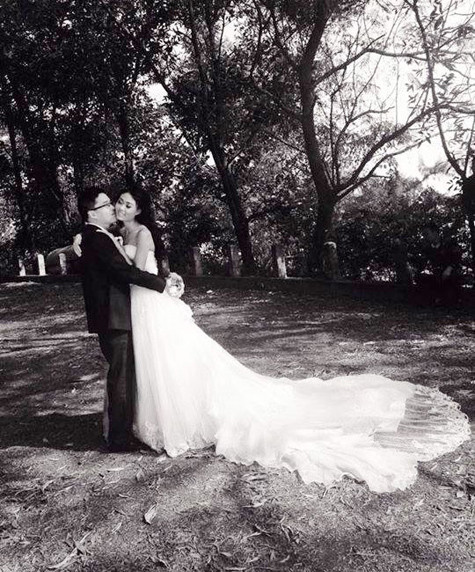 Bức ảnh cưới vừa được Mai Thị Giang chia sẻ Bức ảnh cưới vừa được Mai Thị Giang chia sẻ