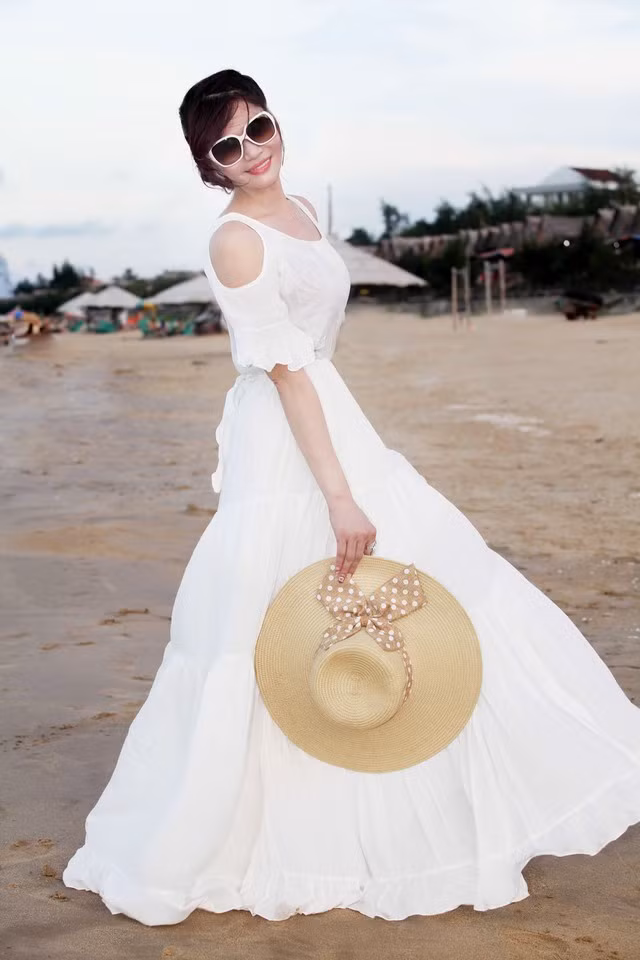 Nữ đại gia Nguyễn Thị Liễu trong bộ ảnh quảng bá du lịch Thiên Cầm