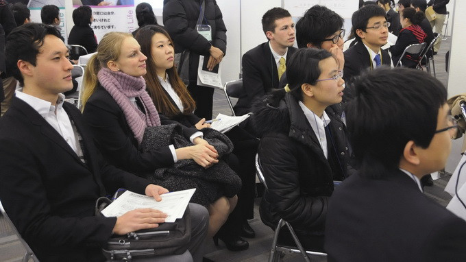 Du học sinh tại Nhật Bản - Ảnh: Japan Times Du học sinh tại Nhật Bản - Ảnh: Japan Times