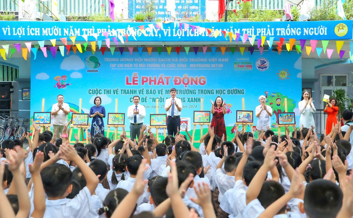 Phát động Cuộc thi vẽ tranh về Bảo vệ môi trường trong học đường – Chủ đề “Ngôi trường xanh”. IMG_20240925_160917.jpg