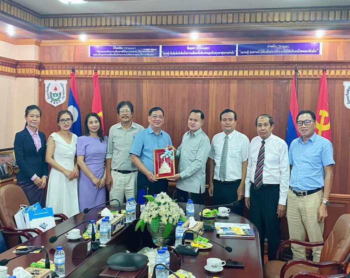 Trường Đại học Hòa Bình gặp gỡ Ban giám hiệu trường Rattana, bàn kế hoạch hợp tác để tiến hành ký biên bản ghi nhớ tại Việt Nam trong thời gian tới Trường Đại học Hòa Bình gặp gỡ Ban giám hiệu trường Rattana, bàn kế hoạch hợp tác để tiến hành ký biên bản ghi nhớ tại Việt Nam trong thời gian tới