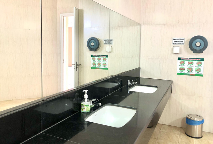 Bồn rửa tay tại trường Marie Curie, Hà Nội Ảnh: Doãn Nhàn Bồn rửa tay tại trường Marie Curie, Hà Nội Ảnh: Doãn Nhàn