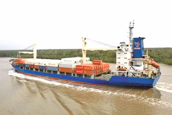 Ưu tiên phát triển đường thủy nội địa. (Ảnh minh họa: Báo Giao thông)