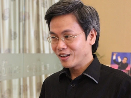 Giản Tư Trung, giáo dục, trí thức