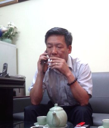 Ông Dương Dũng cho biết, Ủy ban Kiểm tra Thành ủy đã về làm việc với Huyện ủy và yêu cầu đồng chí Thanh giải trình. Ông Dương Dũng cho biết, Ủy ban Kiểm tra Thành ủy đã về làm việc với Huyện ủy và yêu cầu đồng chí Thanh giải trình.