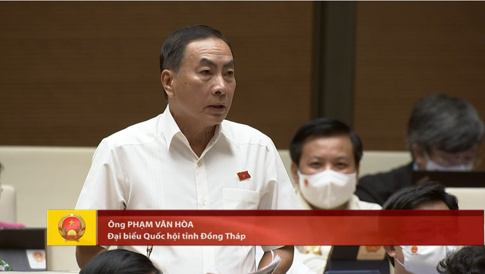 Đại biểu quốc hội tỉnh Đồng Tháp Phạm Văn Hòa. Ảnh: Truyền hình Quốc hội Đại biểu quốc hội tỉnh Đồng Tháp Phạm Văn Hòa. Ảnh: Truyền hình Quốc hội