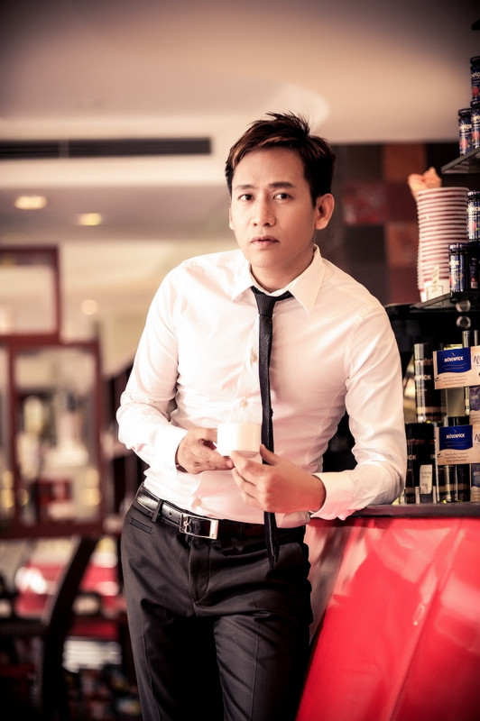 Các ca khúc khác trong album: Một lần vui bên nhau, Người tình ơi em đã xa anh rồi, Đừng vội tin lời ong bướm, Nạn nhân của em, Giây phút chia xa 1, Mong đời thứ lỗi, Tình yêu còn đâu.