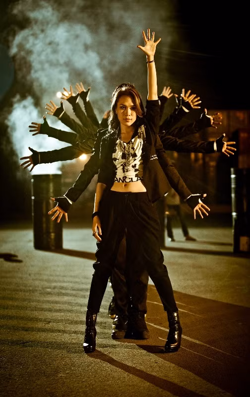 Mỹ Tâm đã tốn rất nhiều thời gian nghĩ ra ý tưởng và lên kịch bản cùng ekip quay phim cho MV này.