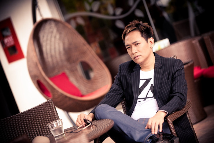 Album có 10 ca khúc, được Duy Mạnh sáng tác trong vòng 10 năm.