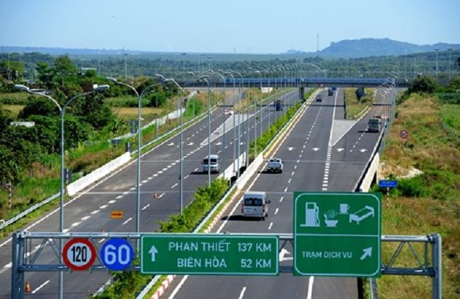 Không có luật pháp nào cho phép doanh nghiệp cấm ôtô đi trên đường BOT ảnh 2 Không có luật pháp nào cho phép doanh nghiệp cấm ôtô đi trên đường BOT ảnh 2