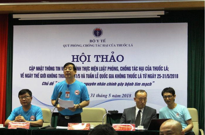 Ông Lương Ngọc Khuê, Cục trưởng Cục Quản lý Khám, chữa bệnh (Bộ Y tế) điều hành buổi họp báo (Ảnh: Lại Cường) Ông Lương Ngọc Khuê, Cục trưởng Cục Quản lý Khám, chữa bệnh (Bộ Y tế) điều hành buổi họp báo (Ảnh: Lại Cường)