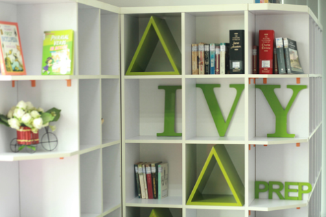 Học viện IvyPrep cam kết tìm học bổng du học Mỹ cho 100% học sinh sau khi tốt nghiệp với giá trị từ 15.000 đến 20.000 USD một năm tại top 100 trường đại học danh tiếng của Mỹ. Học viện IvyPrep cam kết tìm học bổng du học Mỹ cho 100% học sinh sau khi tốt nghiệp với giá trị từ 15.000 đến 20.000 USD một năm tại top 100 trường đại học danh tiếng của Mỹ.