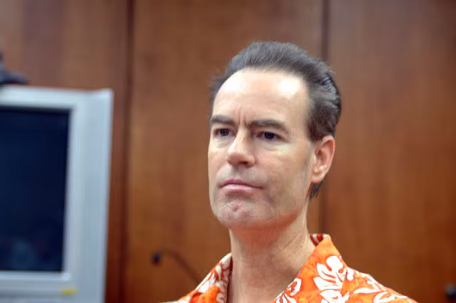 Học giả Denny Roy, ảnh: Xuite.net. Học giả Denny Roy, ảnh: Xuite.net.