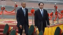 Chủ tịch nước Trần Đại Quang và Tổng thống Hoa Kỳ Barack Obama tại Hà Nội, ảnh: BBC.
