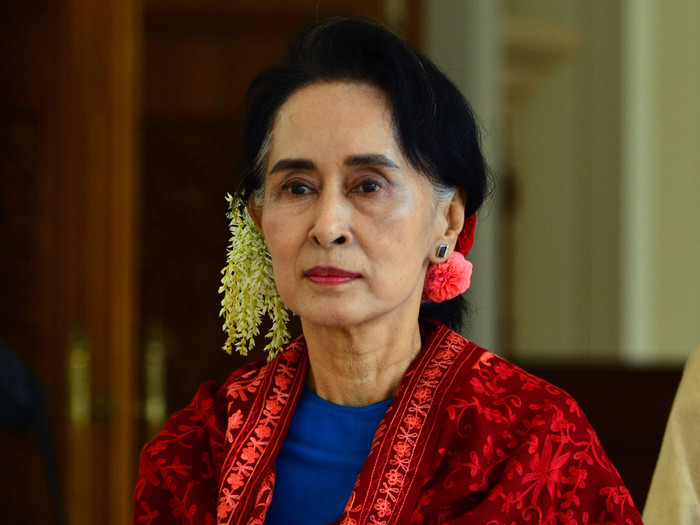 Cố vấn nhà nước kiêm Ngoại trưởng Myanmar, bà Aung San Suu Kyi, ảnh: The Independent. Cố vấn nhà nước kiêm Ngoại trưởng Myanmar, bà Aung San Suu Kyi, ảnh: The Independent.