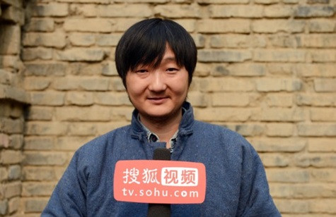 Nam diễn viên Vương Đại Trị bất ngờ xuất hiện trả lời phỏng vấn về scandal với Đổng Khiết Nam diễn viên Vương Đại Trị bất ngờ xuất hiện trả lời phỏng vấn về scandal với Đổng Khiết