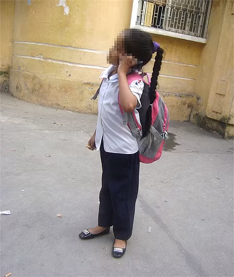 >> Thầy giáo trẻ đẹp "gây sốt" cộng đồng mạng >> Chùm ảnh: Những nỗi khổ của học sinh Việt Nam (P2) >>Ngẩn ngơ trước vẻ đẹp thánh thiện của hotgirl Ngọc Hiền