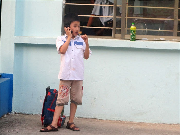 >> Thầy giáo trẻ đẹp "gây sốt" cộng đồng mạng >> Chùm ảnh: Những nỗi khổ của học sinh Việt Nam (P2) >>Ngẩn ngơ trước vẻ đẹp thánh thiện của hotgirl Ngọc Hiền >> Thầy giáo trẻ đẹp "gây sốt" cộng đồng mạng >> Chùm ảnh: Những nỗi khổ của học sinh Việt Nam (P2) >>Ngẩn ngơ trước vẻ đẹp thánh thiện của hotgirl Ngọc Hiền