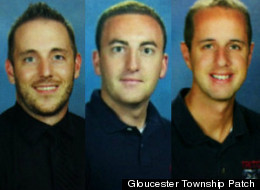 Từ trái sang phải: Jeff Logandro, Nicholas Martinelli, Daniel Michielli. Từ trái sang phải: Jeff Logandro, Nicholas Martinelli, Daniel Michielli.