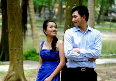 Sỏn Pạ Sợt - Kôm Phon, hai học viên người Lào. <<NỮ SINH KINH BẮC ĐẸP DỊU DÀNG TRONG TÀ ÁO DÀI <<NGẨN NGƠ TRƯỚC VẺ ĐẸP THÁNH THIỆN CỦA HOTGIRL NGỌC HIỀN <<HOT GIRL CẨM TÚ ĐẸP LÃNG MẠN TRONG SẮC MÀU HOA CỎ <<NGỠ NGÀNG HOT GIRL CÓ VẺ ĐẸP GIỐNG CA SỸ BẢO THY