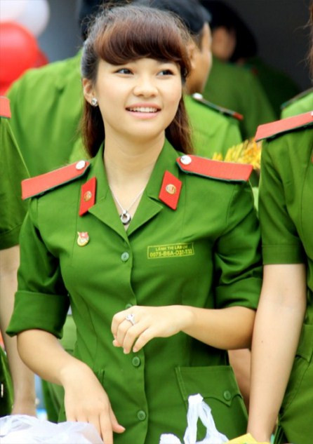 Các cô gái xinh xắn trong quân phục. >>Hotgirl ĐH Mỹ thuật Công nghiệp tuyệt xinh trong váy cô dâu >>Những nữ sinh diện áo dài đẹp hơn Hoa hậu Mai Phương Thúy (P23) >>Vẻ đẹp sexy của thiếu nữ thành Vinh >>Cư dân mạng "chao đảo" vì teenmodel Thảo Hương Các cô gái xinh xắn trong quân phục. >>Hotgirl ĐH Mỹ thuật Công nghiệp tuyệt xinh trong váy cô dâu >>Những nữ sinh diện áo dài đẹp hơn Hoa hậu Mai Phương Thúy (P23) >>Vẻ đẹp sexy của thiếu nữ thành Vinh >>Cư dân mạng "chao đảo" vì teenmodel Thảo Hương