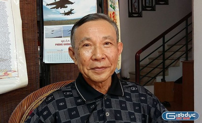 Ông Vũ Quốc Hùng cho rằng cần kiên quyết và giải quyết cả những "đồng chí chưa bị lộ". Ảnh NQ. Ông Vũ Quốc Hùng cho rằng cần kiên quyết và giải quyết cả những "đồng chí chưa bị lộ". Ảnh NQ.