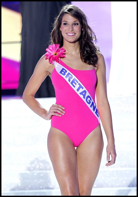 Hoàng My không vào top 15 gương mặt nổi bật ảnh 10 Hoàng My không vào top 15 gương mặt nổi bật ảnh 10