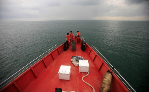 Indonesia triển khai hoạt động tìm kiếm chiếc máy bay Malaysia mất tích. Indonesia triển khai hoạt động tìm kiếm chiếc máy bay Malaysia mất tích.