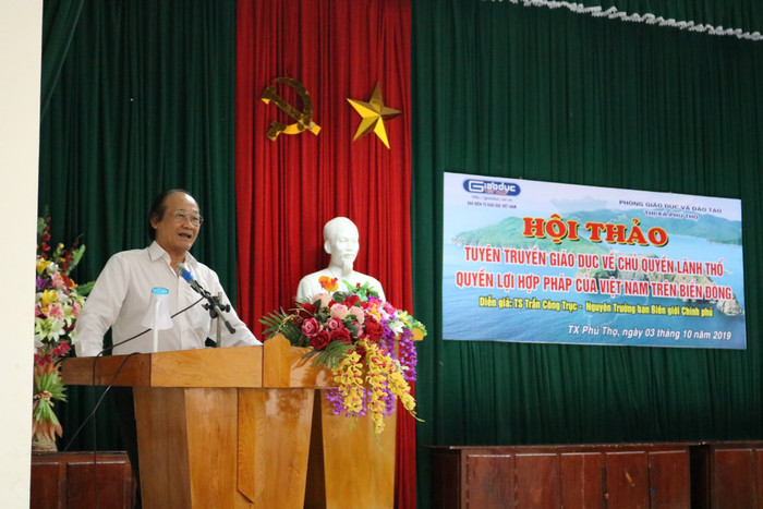 Tiến sĩ Trần Công Trục - Diễn giả của hội thảo. Ảnh: Đỗ Thơm Tiến sĩ Trần Công Trục - Diễn giả của hội thảo. Ảnh: Đỗ Thơm