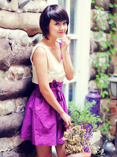 Midu cực xinh dù tóc ngắn hay tóc dài, kiều nữ có khuôn mặt trẻ thơ này càng tươi trẻ hơn với mái tóc ngắn này (Theo 2sao) Midu cực xinh dù tóc ngắn hay tóc dài, kiều nữ có khuôn mặt trẻ thơ này càng tươi trẻ hơn với mái tóc ngắn này (Theo 2sao)