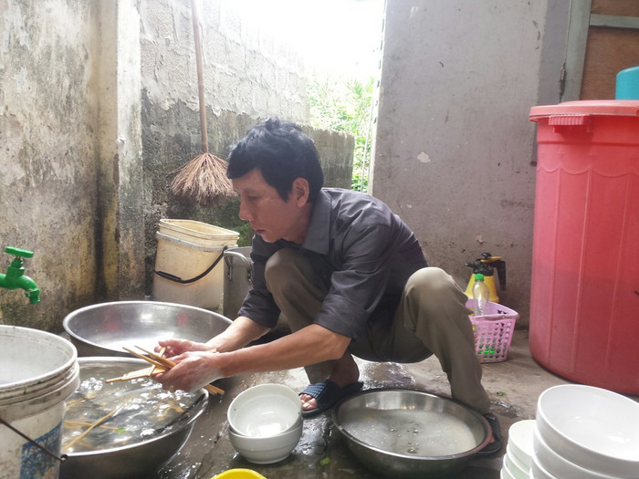 Đời thường của cựu binh Gạc Ma Trần Thiên Phụng. Ảnh: Trị Quảng Đời thường của cựu binh Gạc Ma Trần Thiên Phụng. Ảnh: Trị Quảng