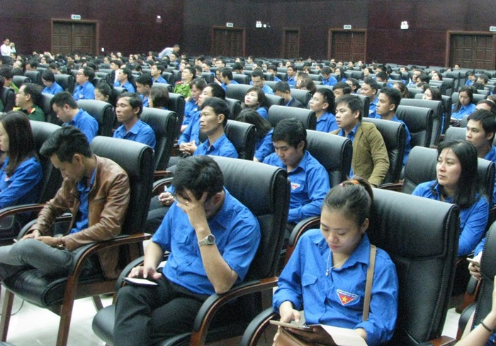 Đại diện đoàn viên thanh niên tại buổi đối thoại.