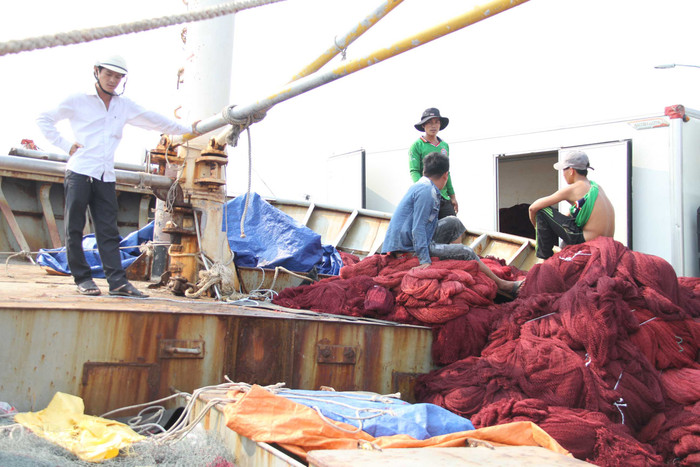 Anh Sang cho biết, sau sự cố con tàu này, cái được là cho anh em đóng tàu vỏ thép sau này có kinh nghiệm, khắc phục lỗi tốt hơn, và cả nhà máy đóng tàu cũng thế. &quot;Khi tôi nhận con tàu này tôi chấp nhận rủi ro rồi, nhà máy cũng thế. Bây giờ tàu bị như thế thì được bài học và rút kinh nghiệm...&quot;, anh Sang cho biết.