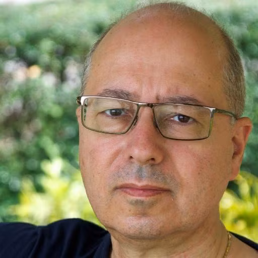 Nhà nghiên cứu Michael Vatikiotis, ảnh: trang Twitter cá nhân tác giả.