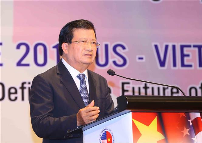 Phó Thủ tướng Trịnh Đình Dũng phát biểu. (Ảnh: TTXVN) Phó Thủ tướng Trịnh Đình Dũng phát biểu. (Ảnh: TTXVN)