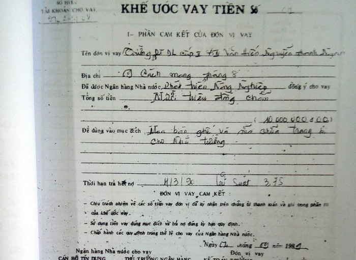 "Khế ước vay tiền" của Chủ tịch Hội đồng quản trị nhà trường. (Ảnh: H.L)