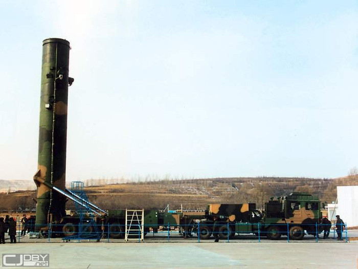 Tên lửa chiến lược xuyên lục địa Đông Phong 31