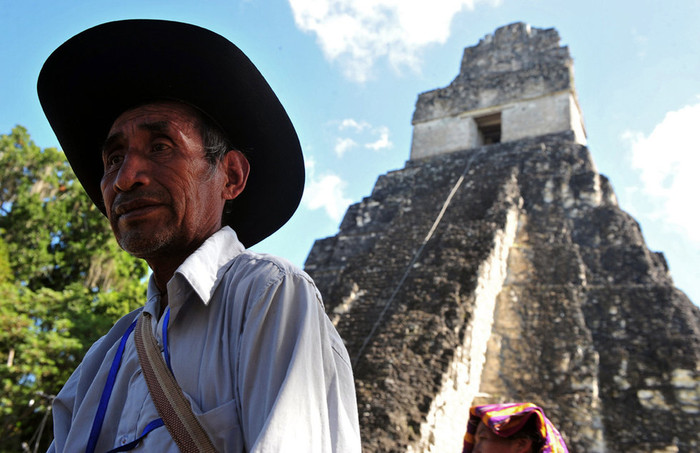 Ngày 21/12/2012 theo lịch Maya cổ là thời điểm kết thúc một chu kỳ vận động thời gian từ khoảng 3000 năm trước Công nguyên.